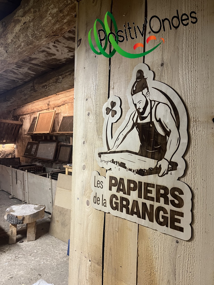 Positiv'Ondes les papiers de la grange